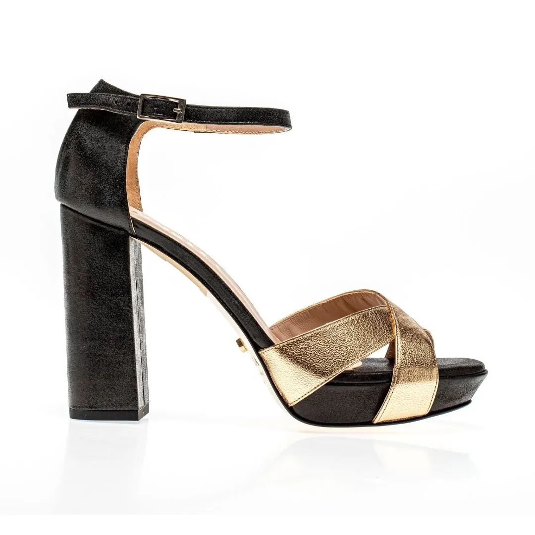 Actitud Platforms Black & Gold