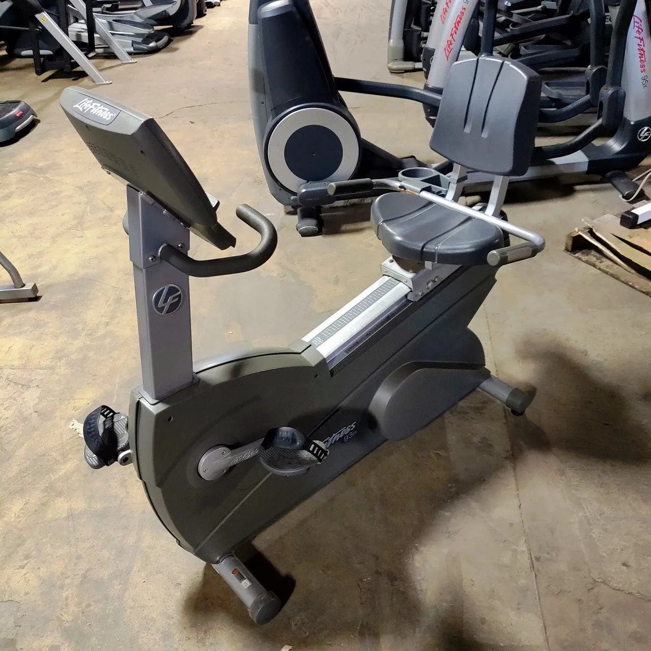 Life Fitness 93ri Recumbent Bike