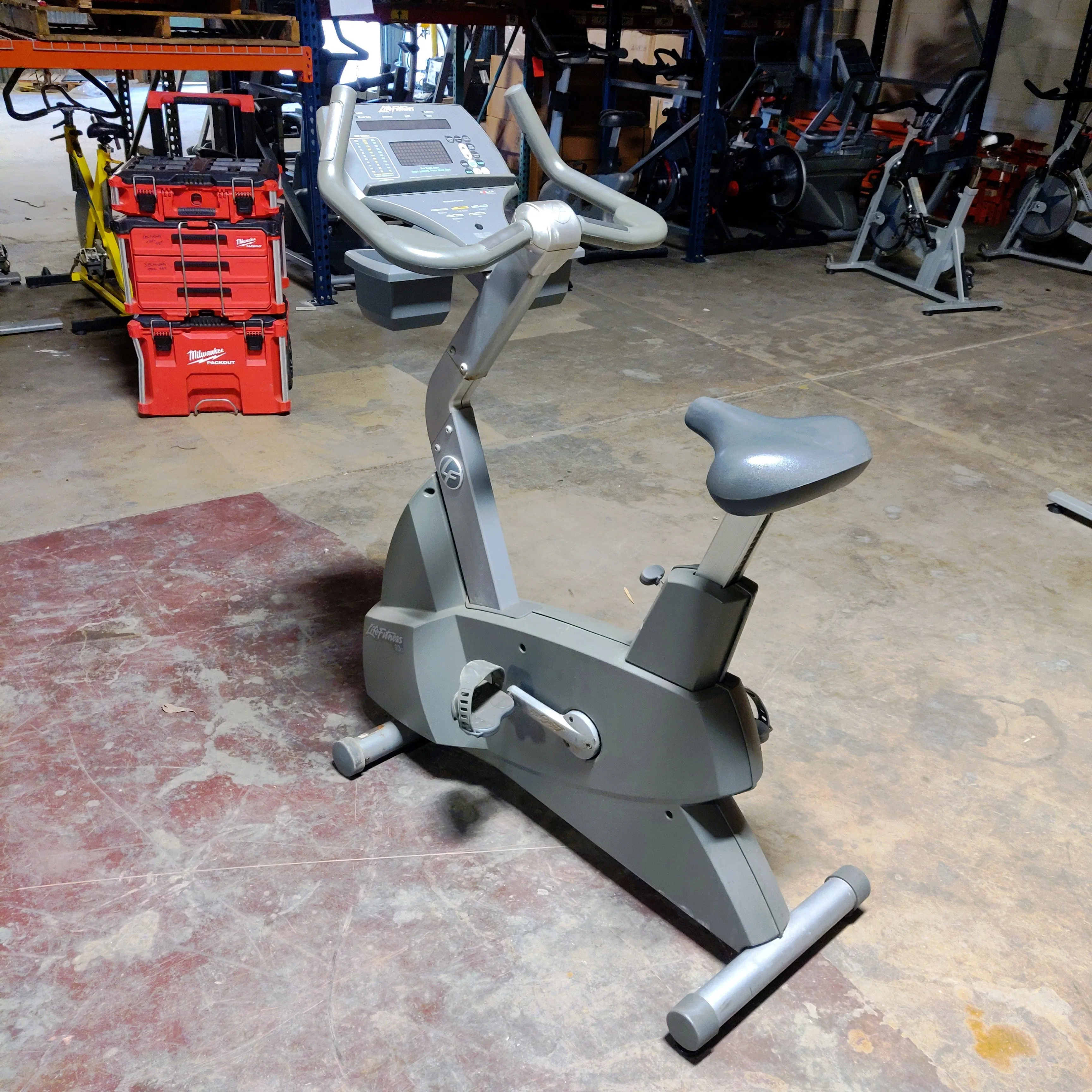 Life Fitness Upright Exercise Bike 93ci