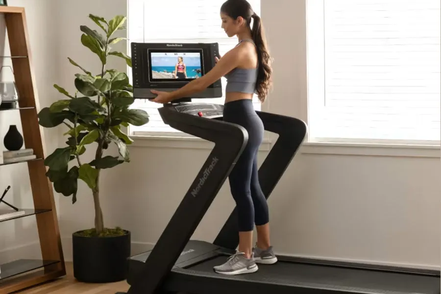 NordicTrack 1750 Commercial Treadmill