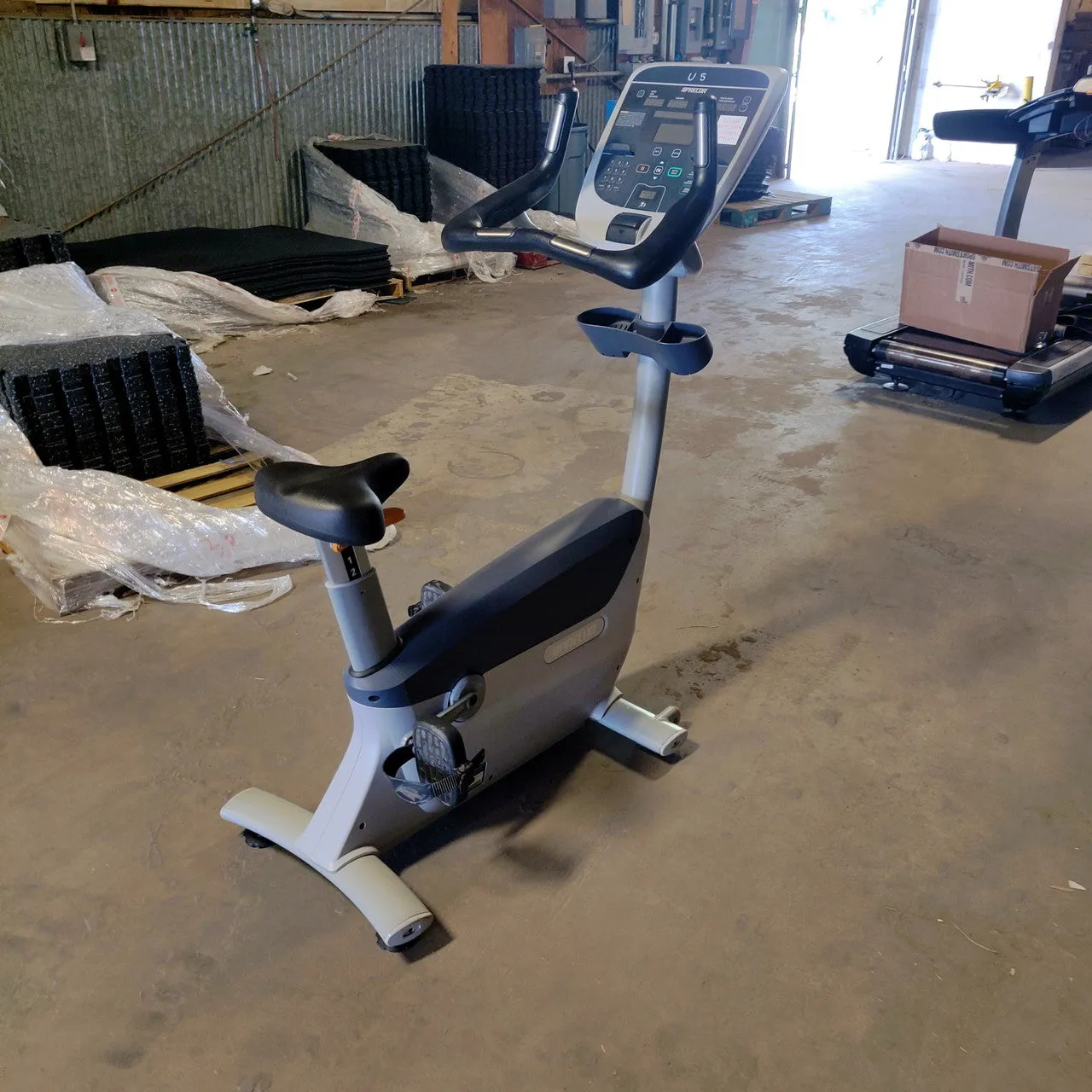 Precor Upright Exercise Bike UBK885/45/835/825/815 Commercial